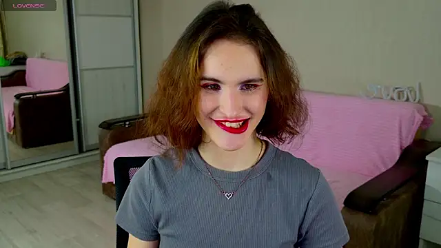 FridaCure online show from 01.04.25