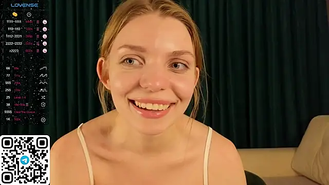 ElswythDecoursey online show from 12.26.24