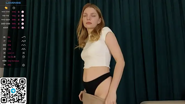 ElswythDecoursey online show from 01.12.25