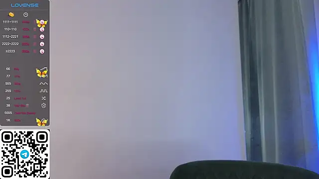 ElswythDecoursey online show from 02.05.25