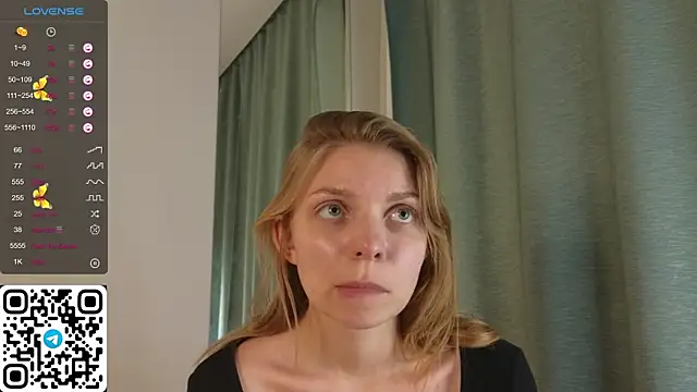 ElswythDecoursey online show from 02.10.25