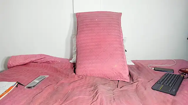 Arantza Hill online show from 02.07.26