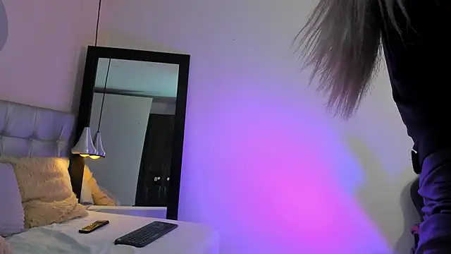 Snapshot of Axel_brunette1 chatting on 03.07.25 Axel brunette1 online show from 03.07.25