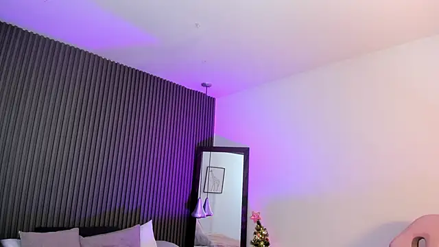 Axel brunette1 online show from 12.18.25