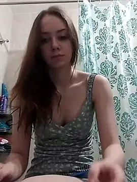 Snapshot of Irma-Bennet chatting on 03.19.25 Irma-Bennet online show from 03.19.25