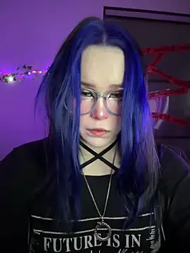 Snapshot of MaddisonHaas chatting on 12.19.25 MaddisonHaas online show from 12.19.25