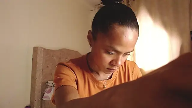 Snapshot of Samary_thomas chatting on 12.07.24 Samary thomas online show from 12.07.24