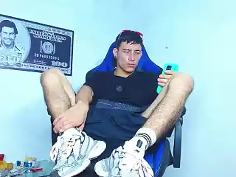 Snapshot of bab_boy_777 chatting on 12.02.24 bab boy 777 online show from 12.02.24