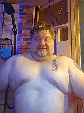 Snapshot of alienbunny chatting on 03.04.25 alienbunny online show from 03.04.25