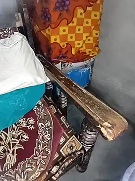 Snapshot of Shanaya_Hotty chatting on 12.20.24 Shanaya Hotty online show from 12.20.24