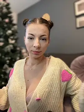 Mia Ethan online show from 01.09.25