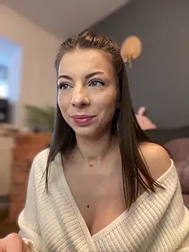 Mia Ethan online show from 01.17.25