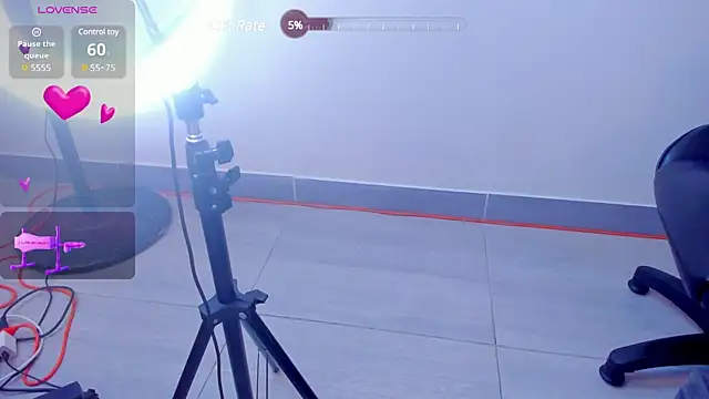 Alahia Dangelo online show from 03.04.25