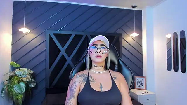 Alahia Dangelo online show from 09.16.25