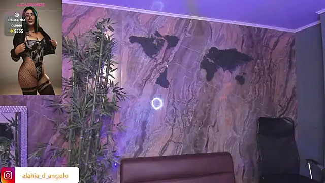 Alahia Dangelo online show from 02.05.26
