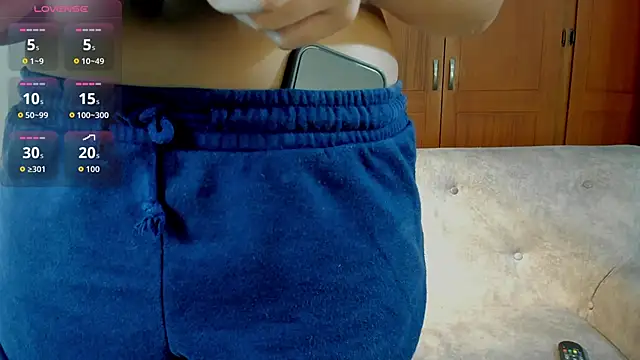  maria foxx  online show from 10.10.25