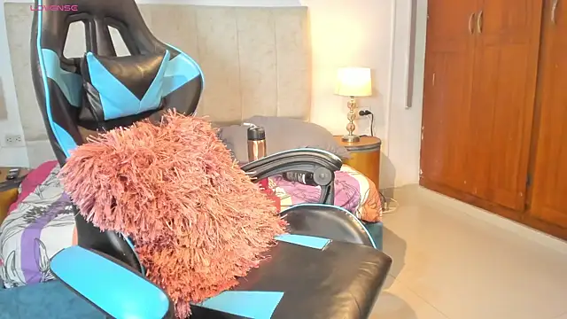  maria foxx  online show from 03.26.26