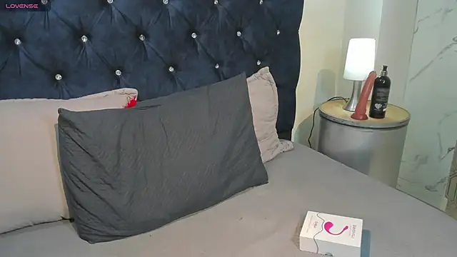  maria foxx  online show from 03.31.26