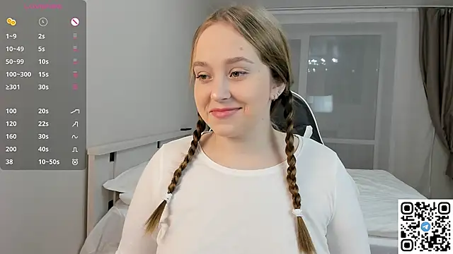 Snapshot of endlesssoffi chatting on 12.19.24 endlesssoffi online show from 12.19.24