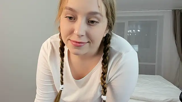 Snapshot of endlesssoffi chatting on 12.19.24 endlesssoffi online show from 12.19.24