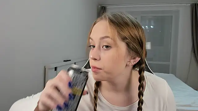 Snapshot of endlesssoffi chatting on 12.22.24 endlesssoffi online show from 12.22.24