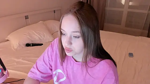 Snapshot of endlesssoffi chatting on 01.09.25 endlesssoffi online show from 01.09.25