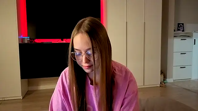 Snapshot of endlesssoffi chatting on 10.22.25 endlesssoffi online show from 10.22.25