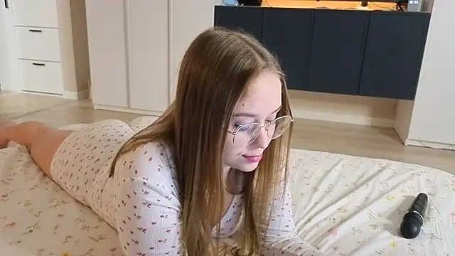 Snapshot of endlesssoffi chatting on 11.29.25 endlesssoffi online show from 11.29.25