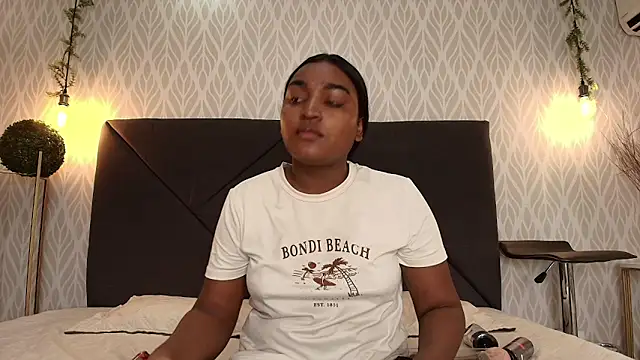 kayna gomez online show from 02.12.26