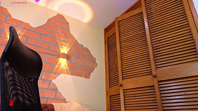 Dylanstonne online show from 12.21.25