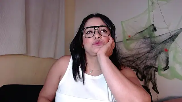 maraa lee online show from 10.25.25