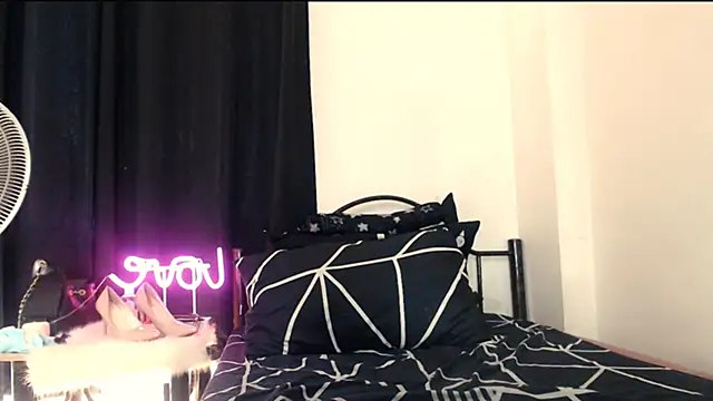 Nathalie Heartxoxo69 online show from 02.27.26