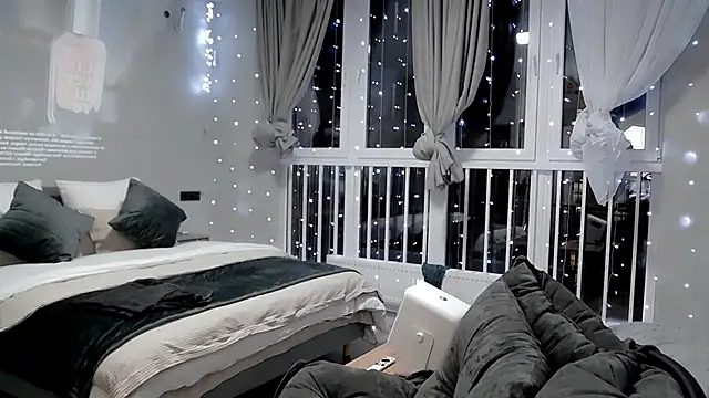 Dasha M online show from 02.26.26