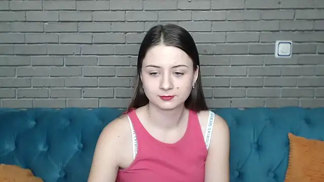 Snapshot of MilanaRoza chatting on 02.03.25 MilanaRoza online show from 02.03.25