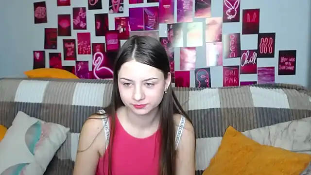 Snapshot of MilanaRoza chatting on 02.11.25 MilanaRoza online show from 02.11.25