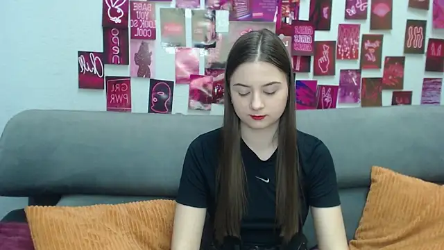 MilanaRoza online show from 03.27.26