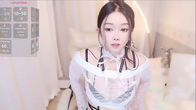 xiaoxiaoguaibao online show from 01.06.25