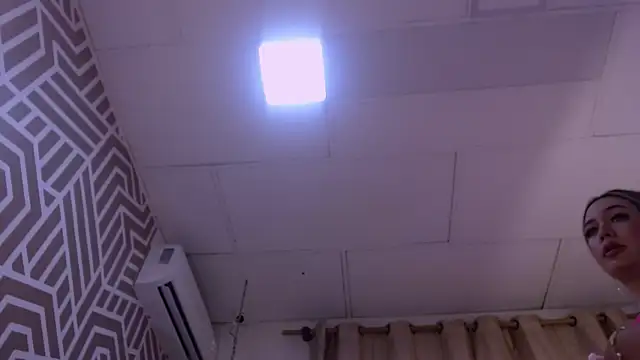 SashaDurante online show from 04.06.26