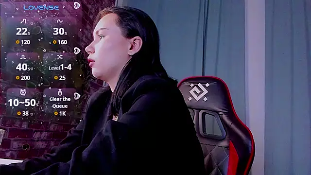 Snapshot of Alisia_Mars chatting on 01.18.25 Alisia Mars online show from 01.18.25