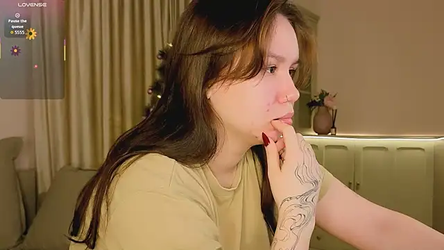 Alisia Mars online show from 12.16.25