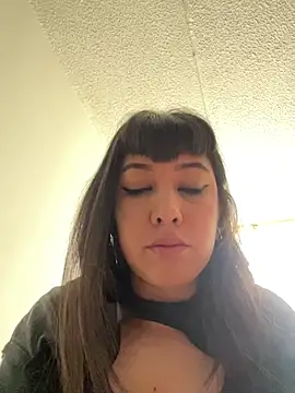 Carla Phoenix online show from 11.24.25