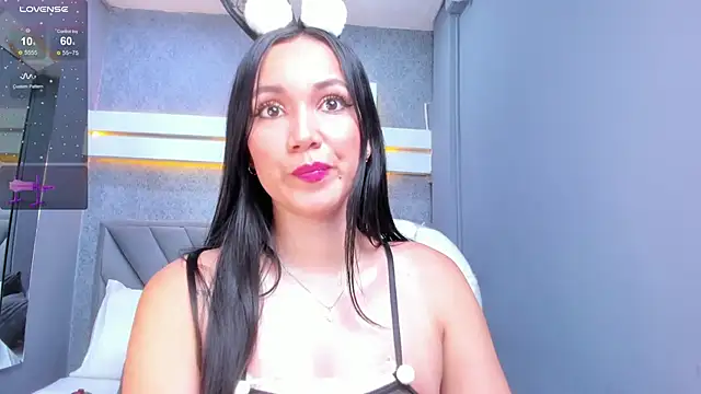 JessicaMilan online show from 10.31.25