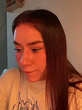 Im Valen Cute online show from 02.21.26