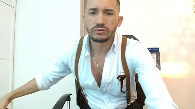 Snapshot of Reiko_85_ chatting on 11.22.25 Reiko 85 online show from 11.22.25