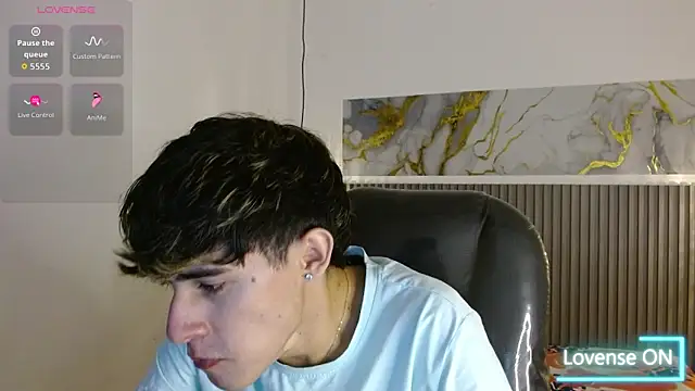 Dyla n18 online show from 12.13.25