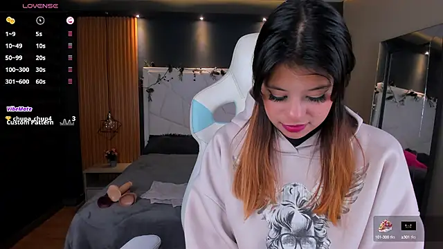 Snapshot of Antonella_Torres2 chatting on 01.29.25 Antonella Torres2 online show from 01.29.25