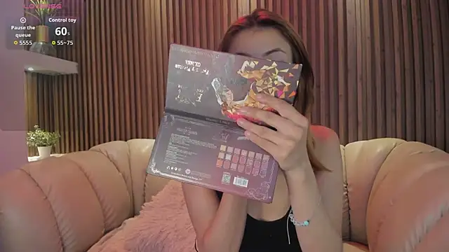 Snapshot of Antonella_Torres2 chatting on 09.10.25 Antonella Torres2 online show from 09.10.25