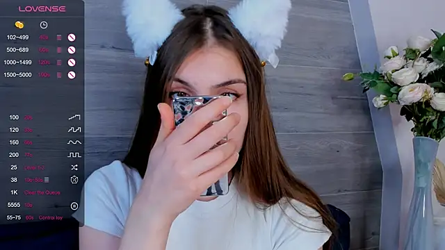 MariamBluitt online show from 12.10.24