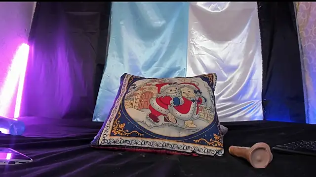 Snapshot of DeisyHarper chatting on 01.09.25 DeisyHarper online show from 01.09.25