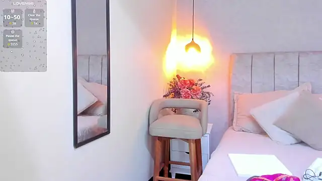 tutu milf online show from 11.07.25